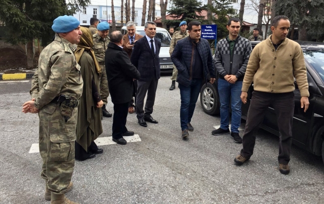 Afrin gazisi silah arkadaşlarının yanına uğurlandı